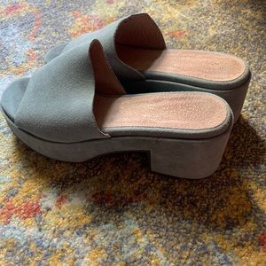 Seychelles suede baby blue clogs / sandals